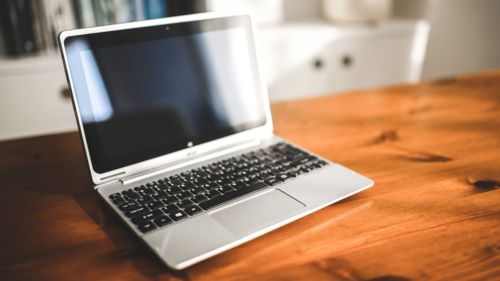 电脑网线“连接却断网”，三步排查帮你搞定网络卡顿\n